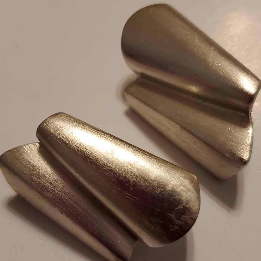 Monet Earrings, Clip,lightweight and comfortable